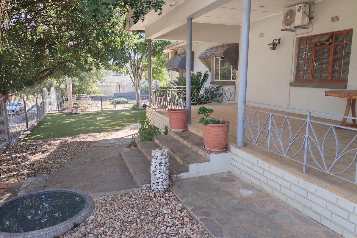 4 BEDROOM HOUSE  WITH FLATLET IN AMANDELRUG FOR SALE - Photo 4