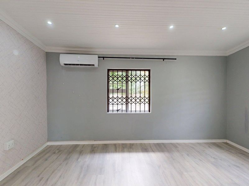 Versatile 4-Bedroom Family Home with Granny Flat - R2 550 000 - Photo 10