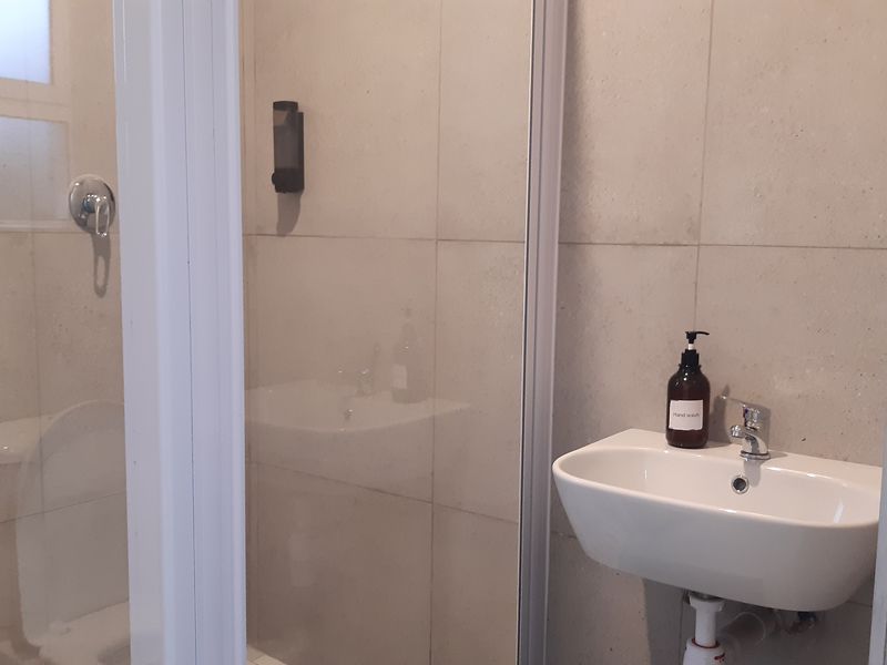 A Cozy and charming unit - Photo 4