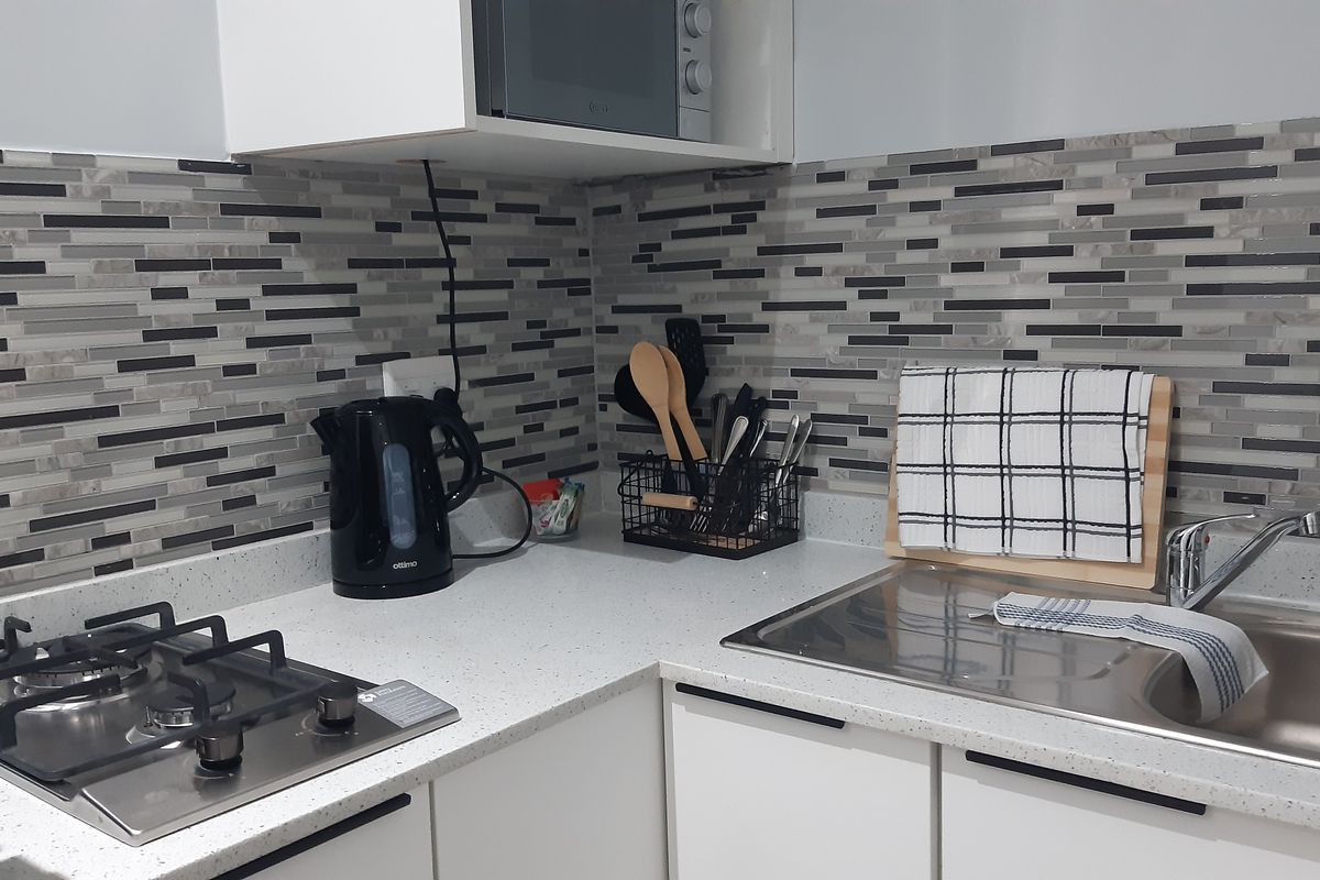 Coastal Living at Its Finest - Photo 3