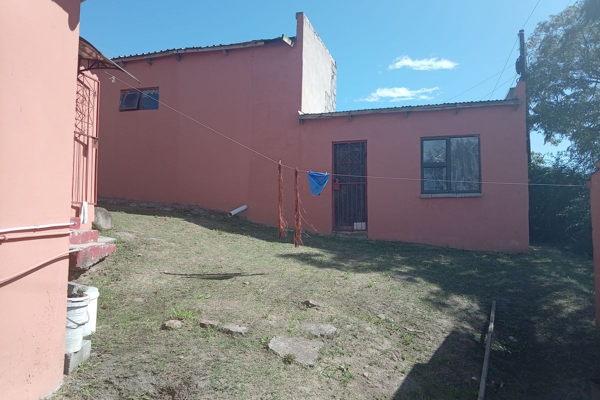 Charming 2-Bedroom Home with Flatlet – Prime Location - Photo 2