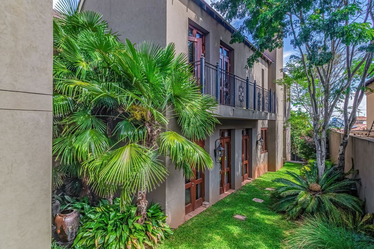 Classic and Classy Bedfordview Cluster - Photo 2