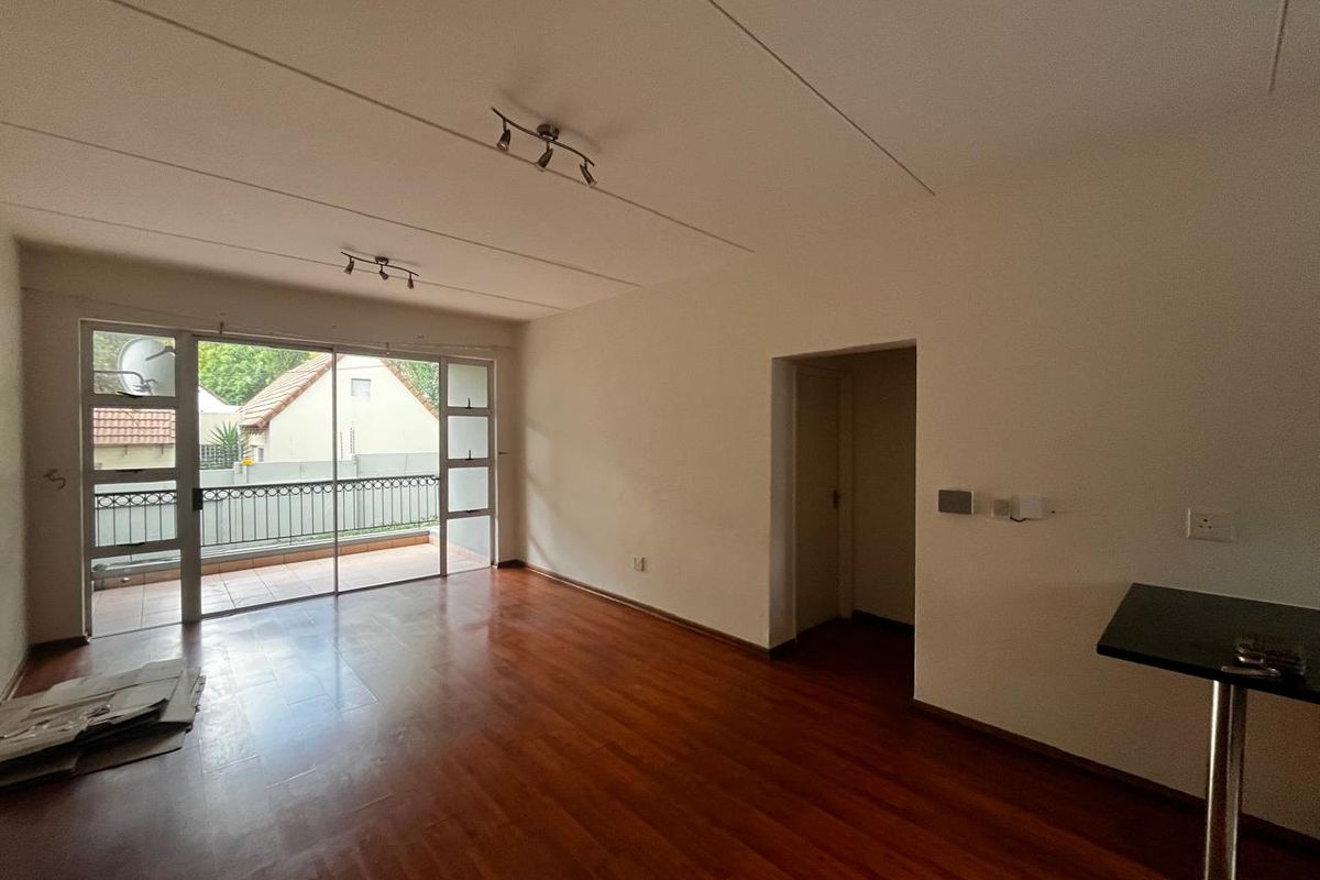 2 Bed 2 Bath For rent at Westminister Close - Photo 2