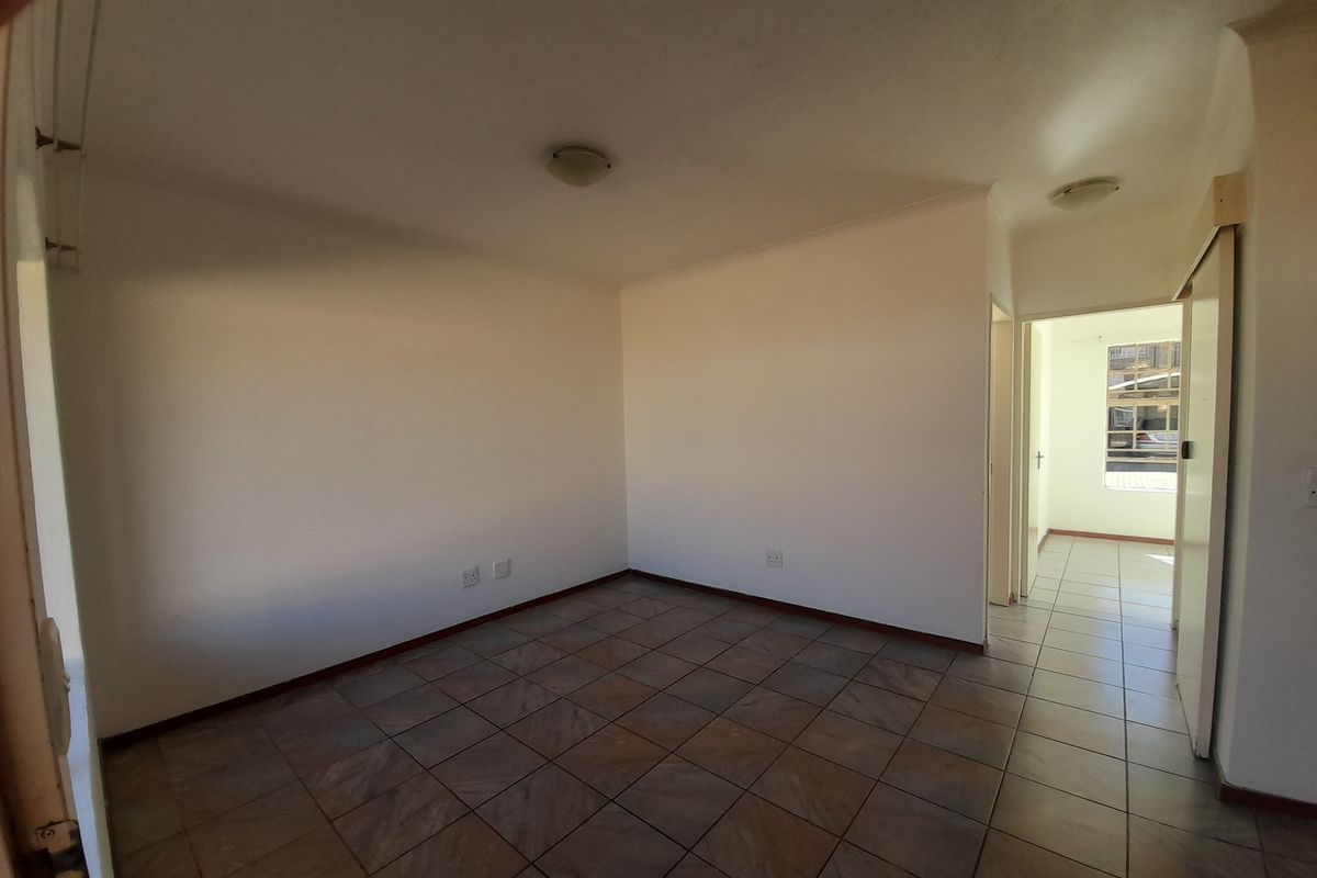 Ideally for The Beginner or Newly Weds @ R6,000 - Photo 3