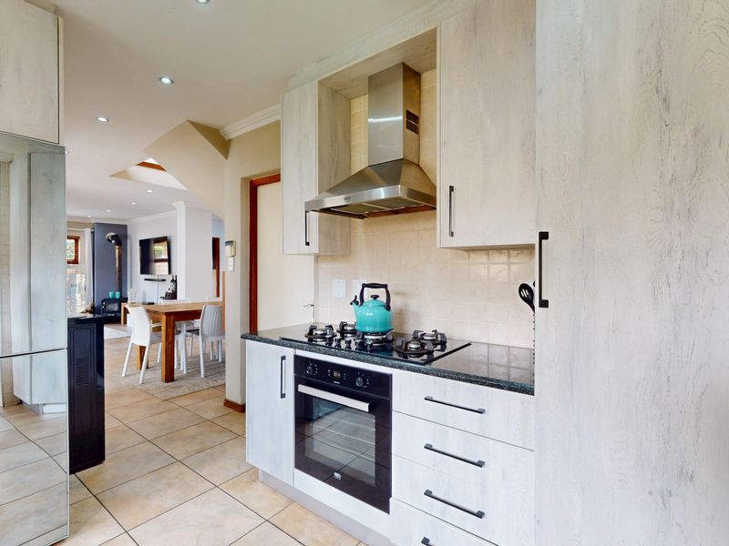 Home - True Lifestyle Living in a secure estate! - Photo 9