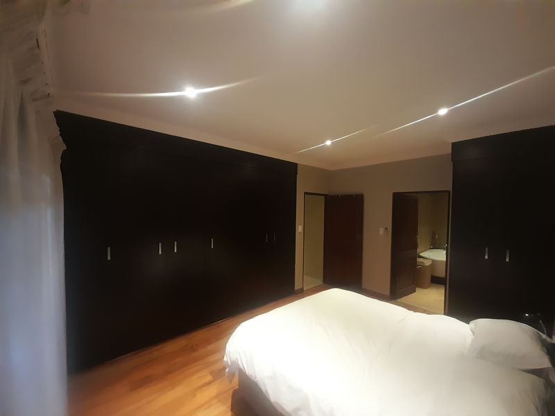 Modern Townhouse in SW 5 @ R14,850 - Photo 9