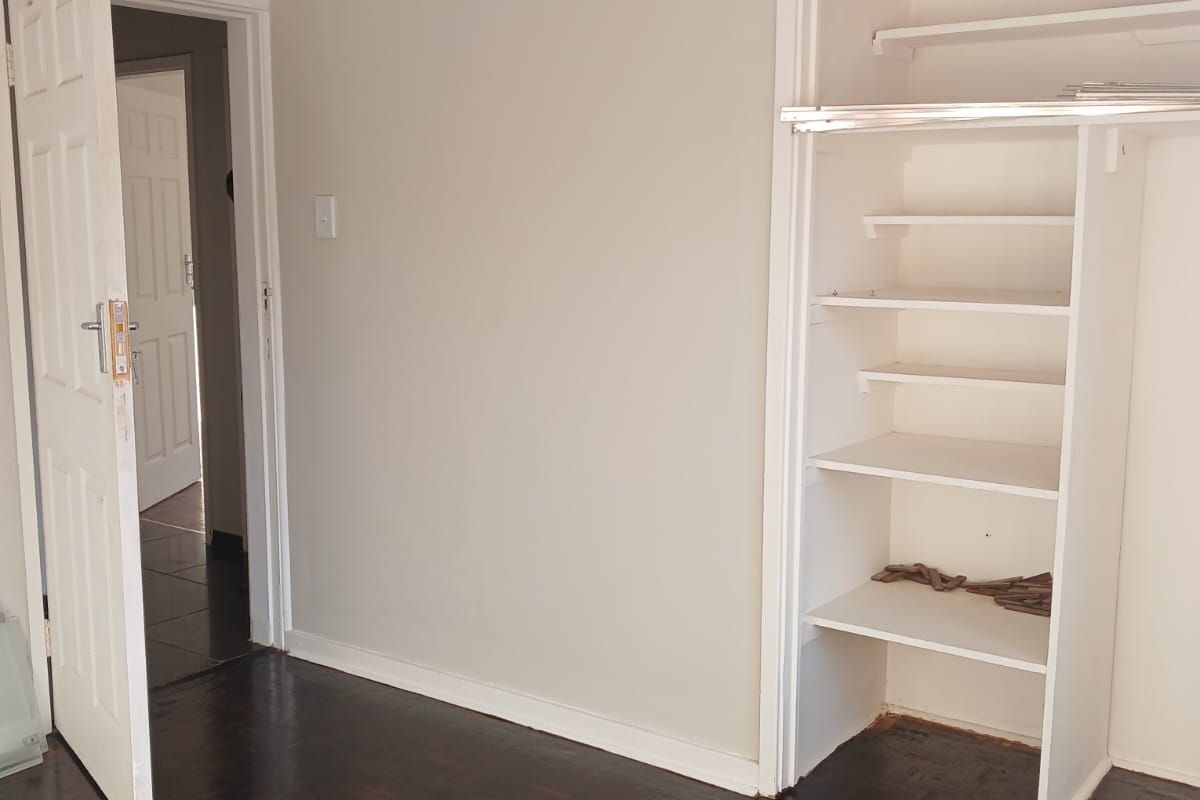 3 Bedroom House, with 2 cottages - Photo 5