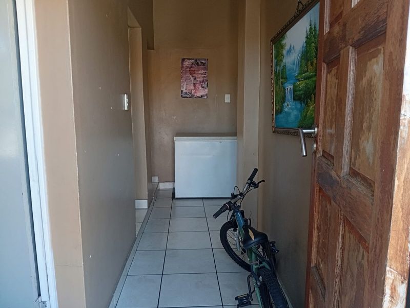 Perfect Investment Property with 4 Income-Generating flats - Photo 8