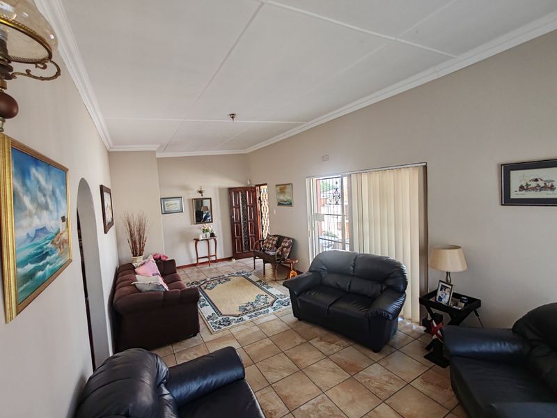 3 Bedroom House For Sale! - Photo 7