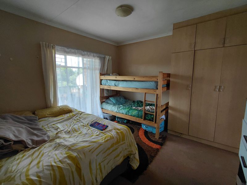 First  Floor unit Oudorp Klerksdorp - Photo 7