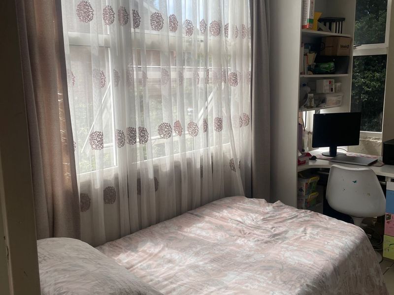 Prime Location Apartment In Essenwood,  Durban - Photo 10