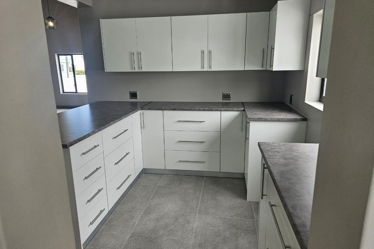 Your Dream Home Awaits – Modern, Spacious & Exceptional Value -Plot and Plan - Photo 2