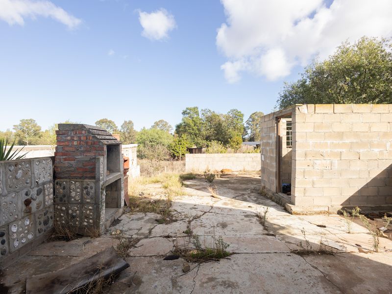 Development opportunity! Country living but close enough to the City lights! - Photo 4