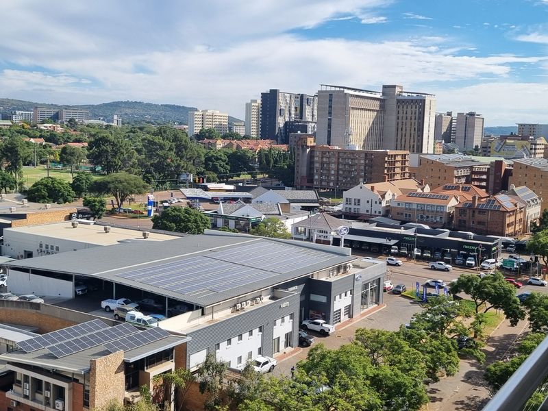 With a View to Kill! - Photo 3