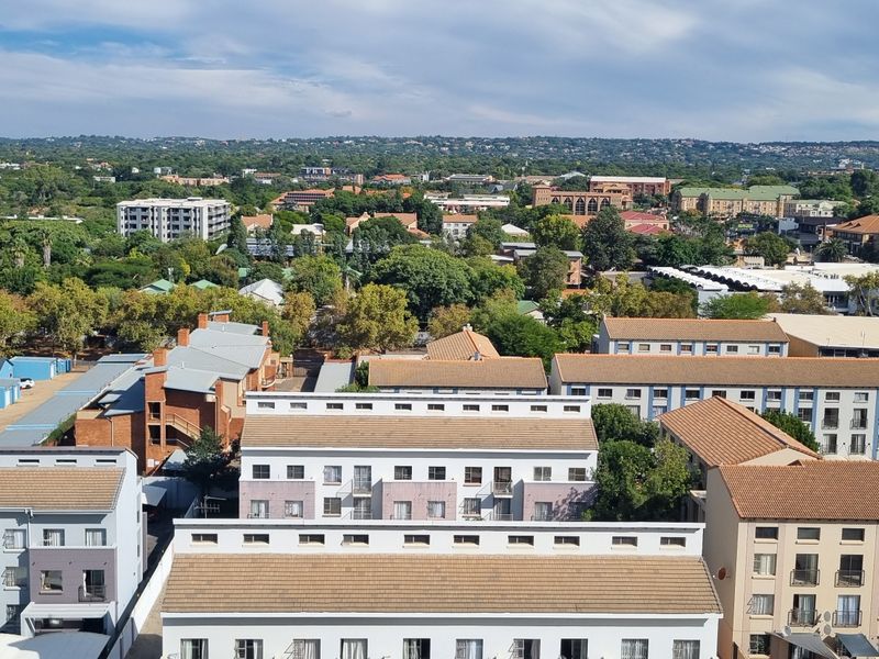 With a View to Kill! - Photo 2