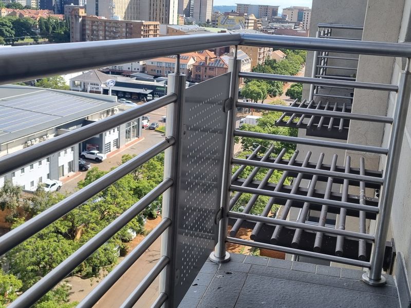 With a View to Kill! - Photo 4