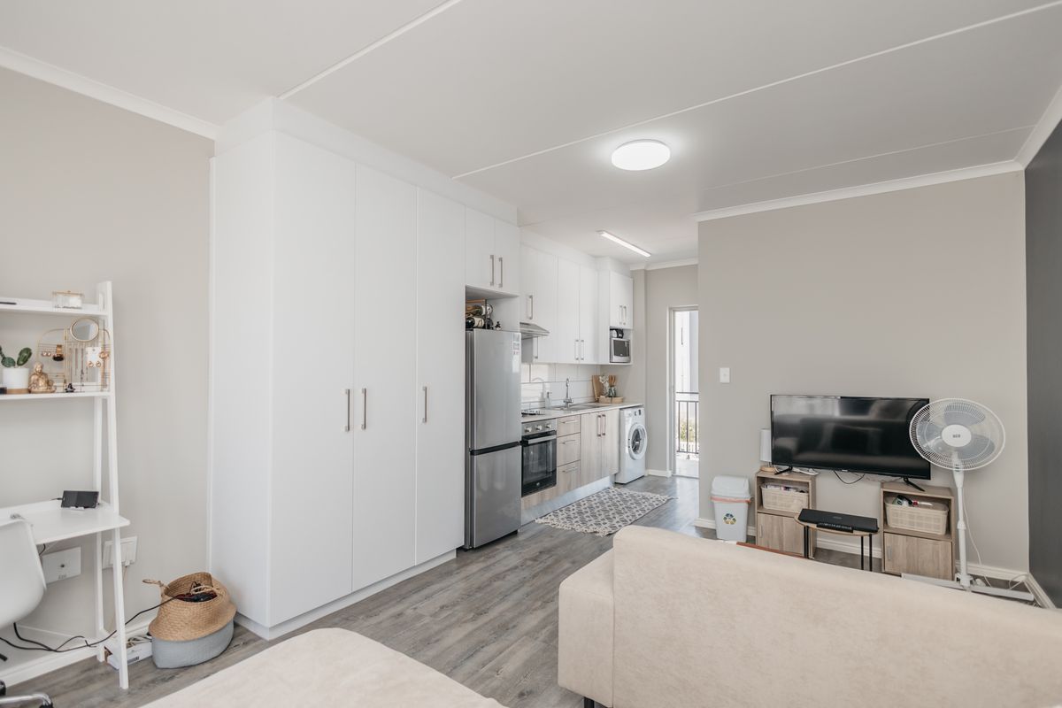 Modern Studio Apartment on Ground Floor! - Photo 4