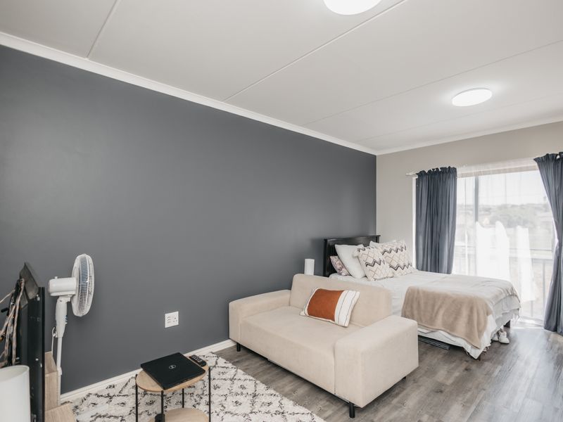 Modern Studio Apartment on Ground Floor! - Photo 5