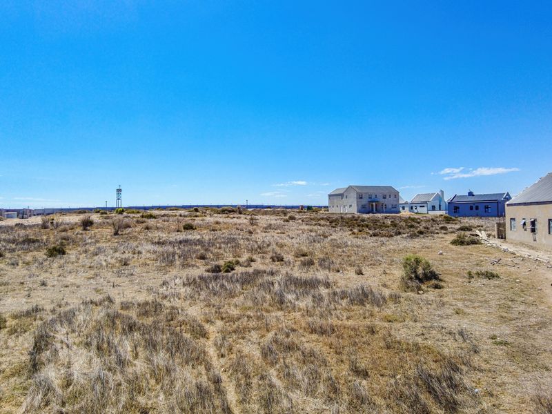 Vacant land in Gated Estate with views - Photo 9