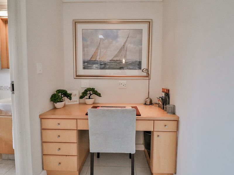 2-Bedroom Fully Furnished Apartment – Short-Term Rental Near the Airport - Photo 9