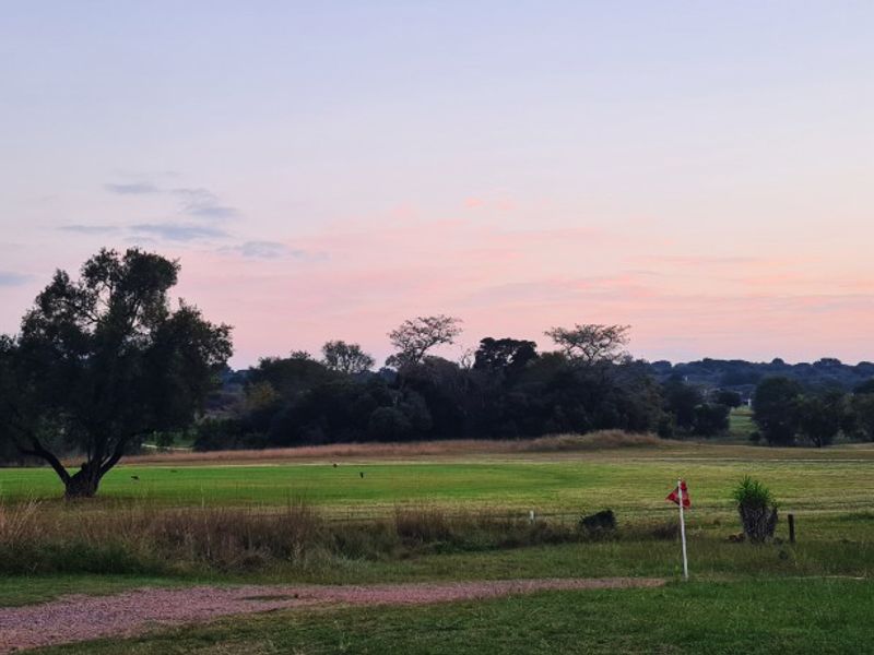 PRIME 1,140 m2 STAND IN PRESTIGIOUS KORO CREEK BUSHVELD GOLF ESTATE - Photo 2