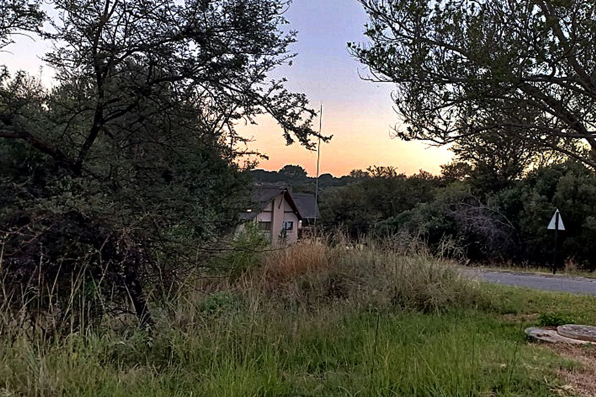 PRIME 1,140 m2 STAND IN PRESTIGIOUS KORO CREEK BUSHVELD GOLF ESTATE - Photo 4