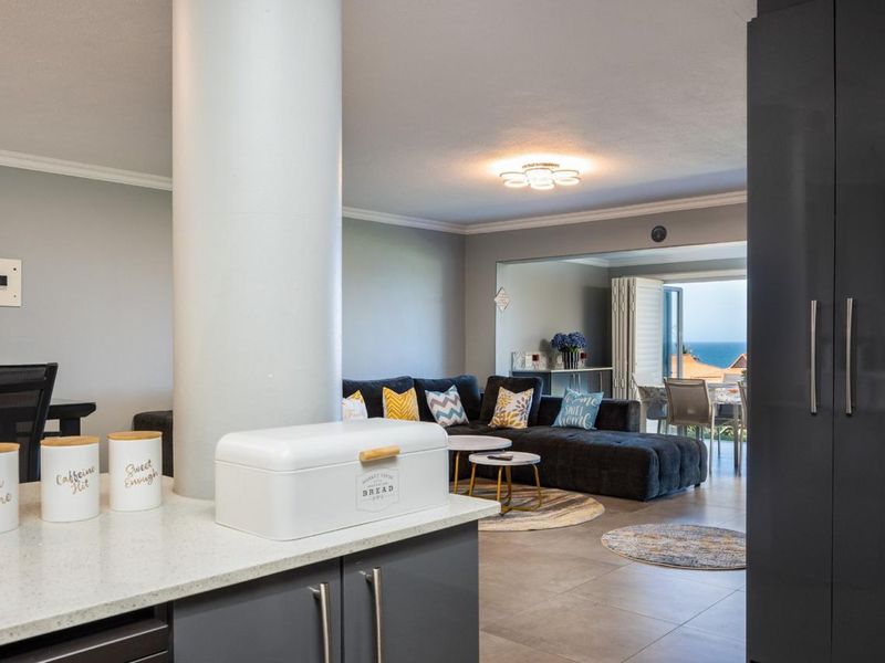 Effortless Coastal Living - Photo 6