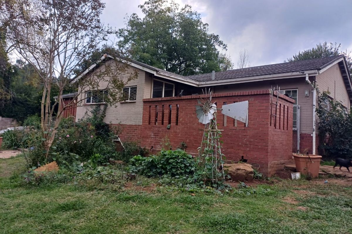 MOOI RIVER: Charming 3 bed house  with study... neighbouring The Mooi River Country Club - Photo 3