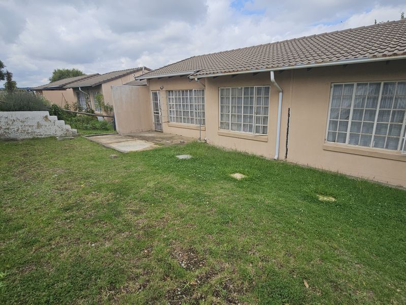 Starting bid from R 750 000.!!!! Live Online Auction! Non-Distressed Auction - Photo 8