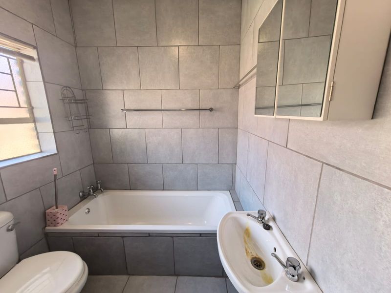 Townhouse near the river for sale in Parys - Photo 8