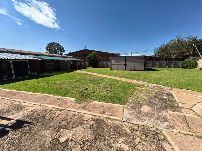 Discover this charming townhouse in Parys - Photo 7