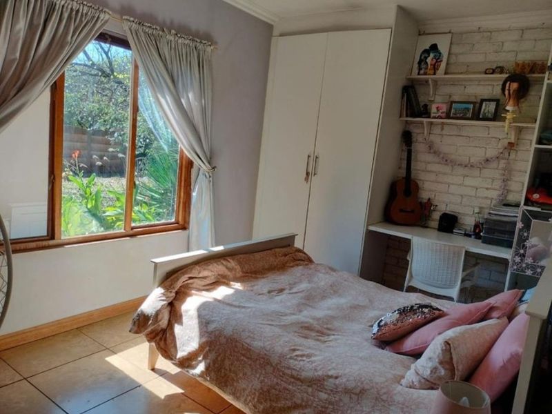 Prime Multi-Venue and Hospitality Opportunity on Onderstepoort Road, Haakdoornboom - Photo 10