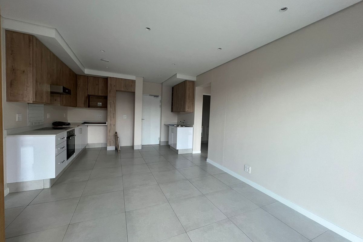 2 Bedroom Apartment in Sandton Gate - Photo 3