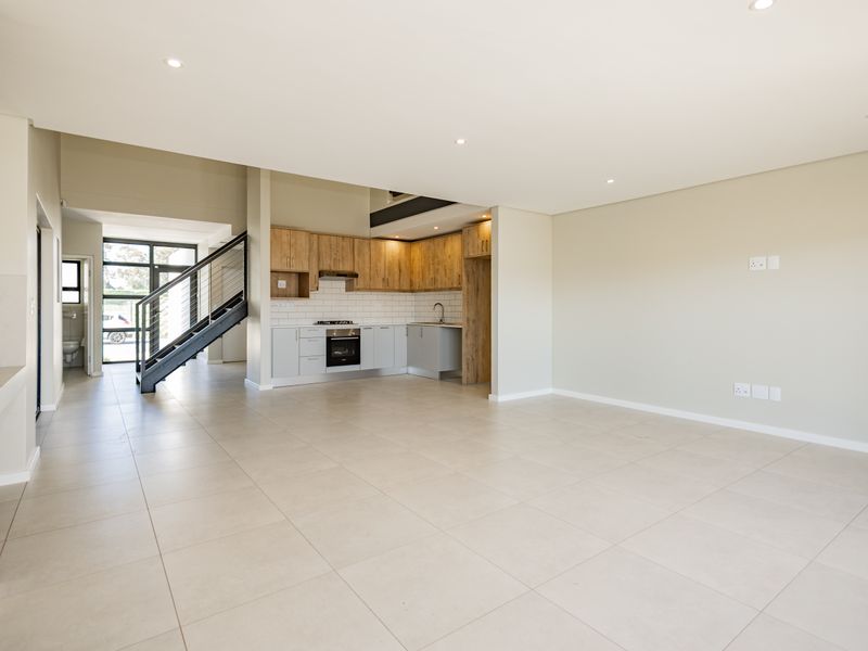 Modern Double-Storey Home in Secure Silverstone Estate – Prime Haasendal Location - Photo 3