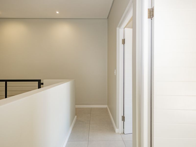 Modern Double-Storey Home in Secure Silverstone Estate – Prime Haasendal Location - Photo 8