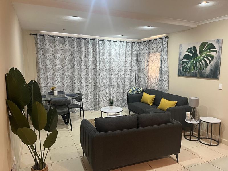 TWO BEDROOM WATER VIEW APARTMENT - Photo 5