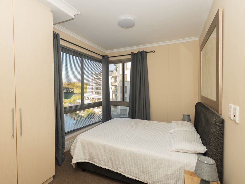 FULLY FURNISHED WATER VIEW APARTMENT - Photo 6