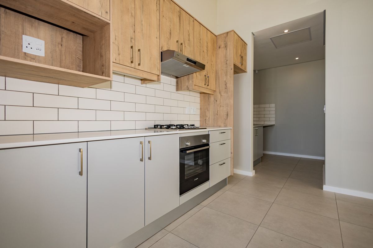 Charming 2-Bedroom Home in Sought-After Silverstone Lifestyle Estate, Haasendal – Kuils River - Photo 5