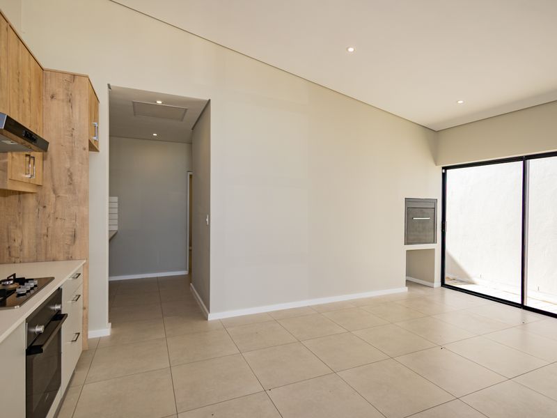 Charming 2-Bedroom Home in Sought-After Silverstone Lifestyle Estate, Haasendal – Kuils River - Photo 7