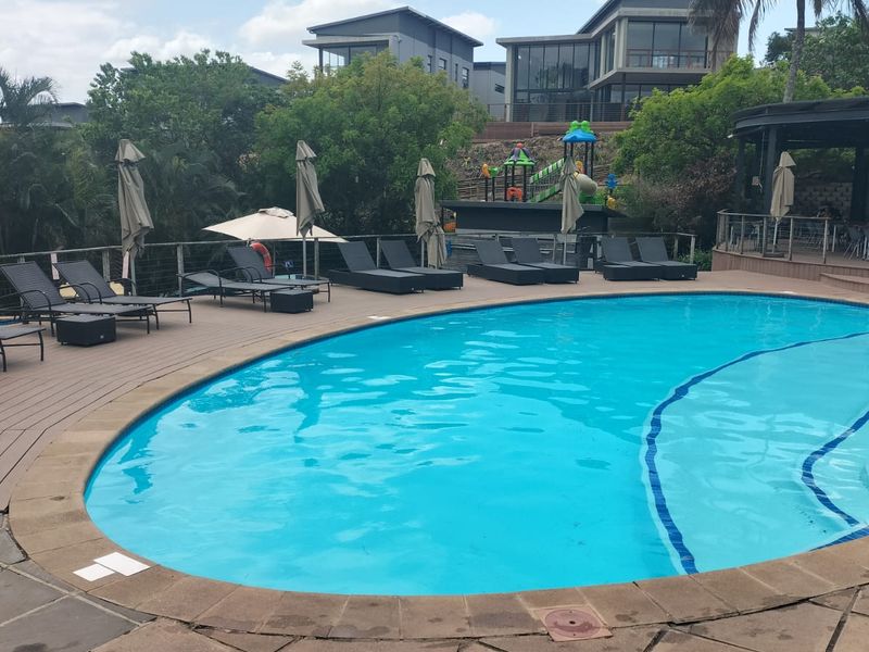 Stylish Estate Living - Photo 6