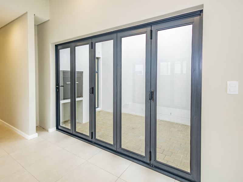 House For Sale In Kuils River - Photo 5