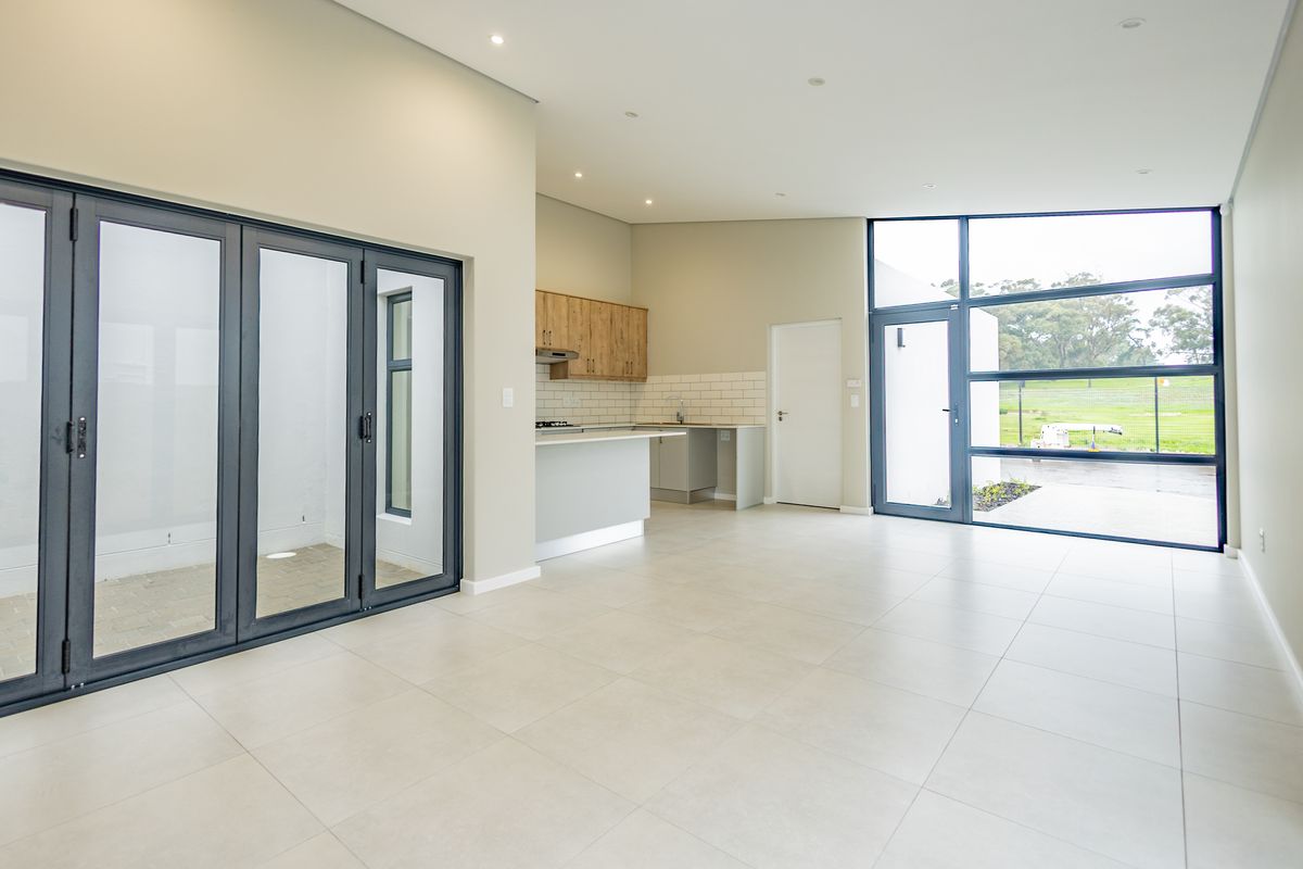 House For Sale In Kuils River - Photo 4