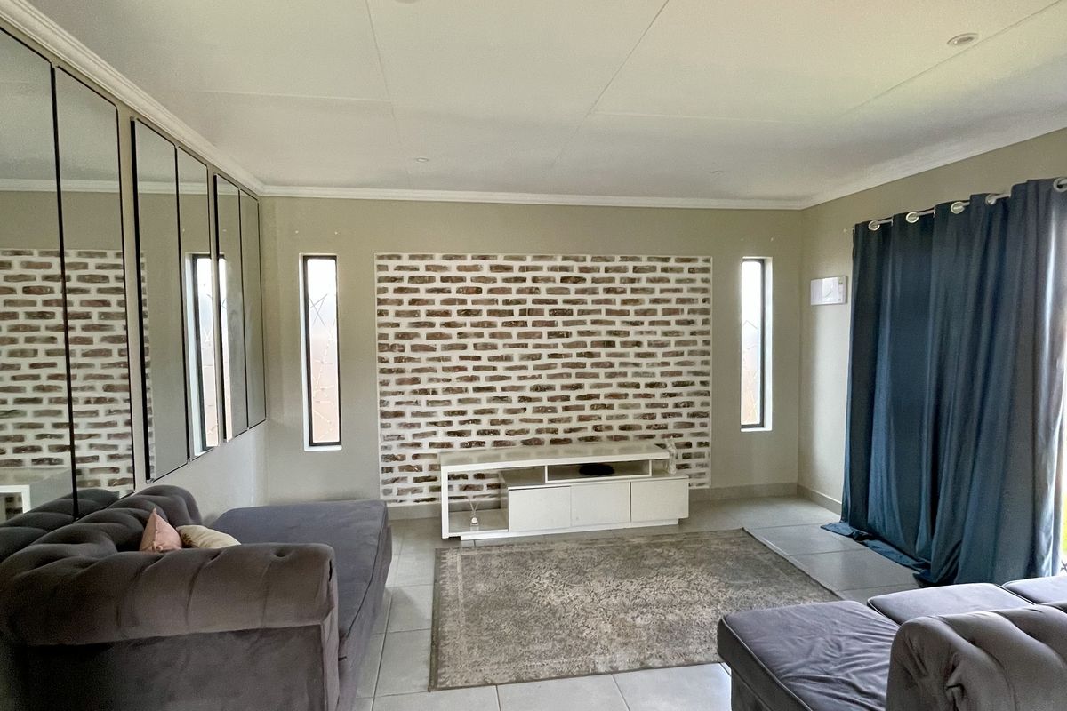 House Rental Monthly In Randburg - Photo 2