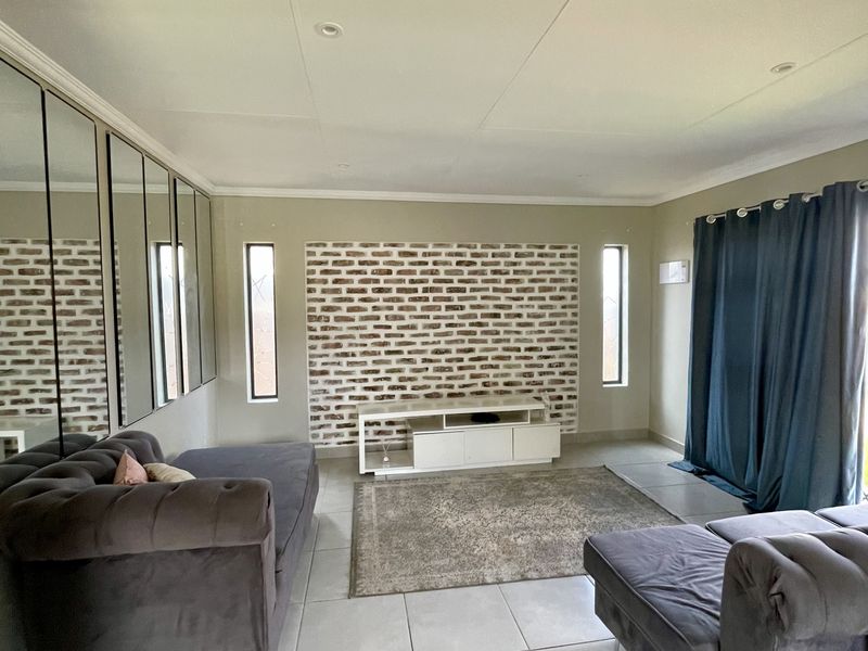 House Rental Monthly In Randburg - Photo 2