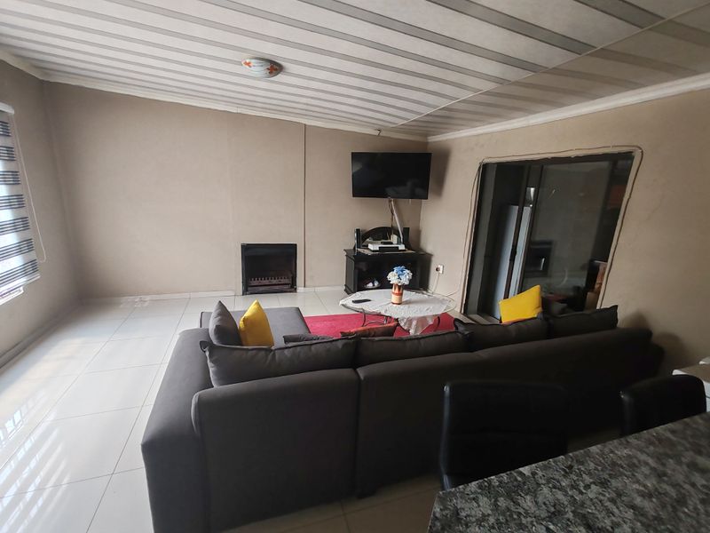 Value You Can’t Ignore: Modern Home with Room to Expand - Photo 8