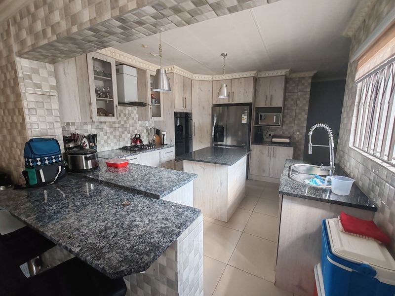 Value You Can’t Ignore: Modern Home with Room to Expand - Photo 6