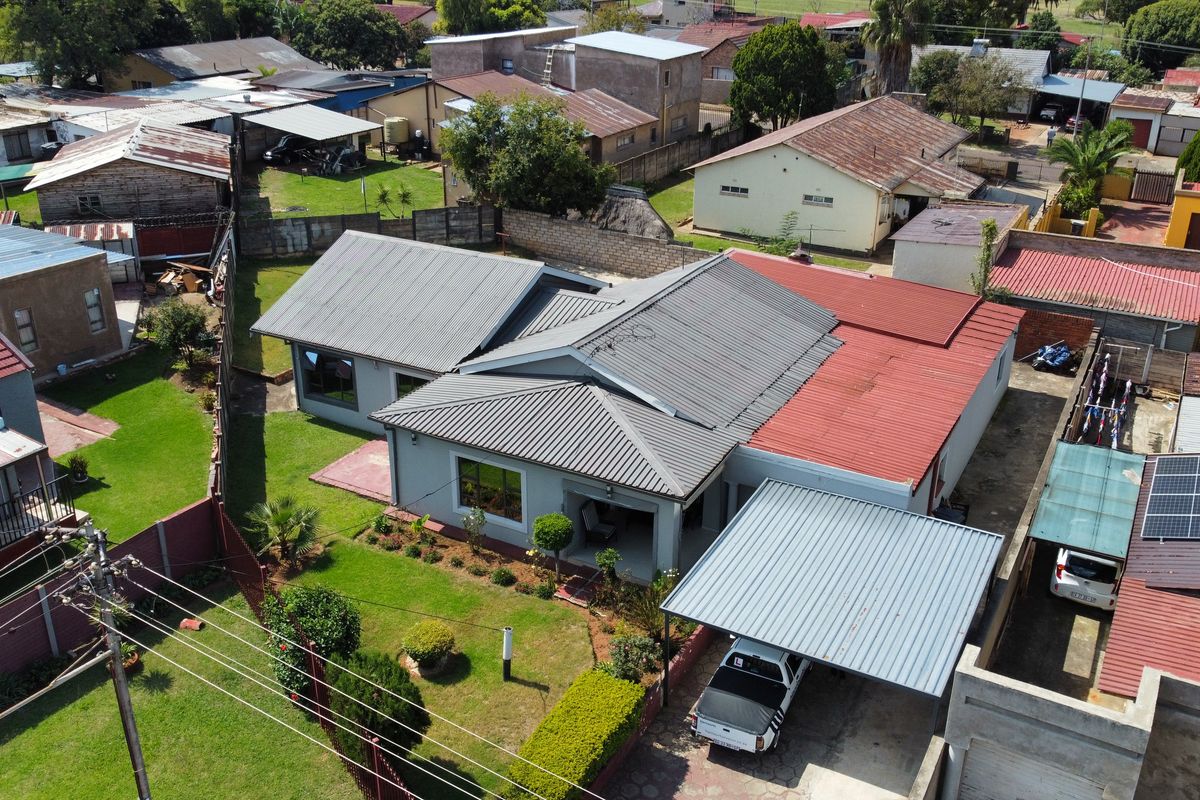 Value You Can’t Ignore: Modern Home with Room to Expand - Photo 2