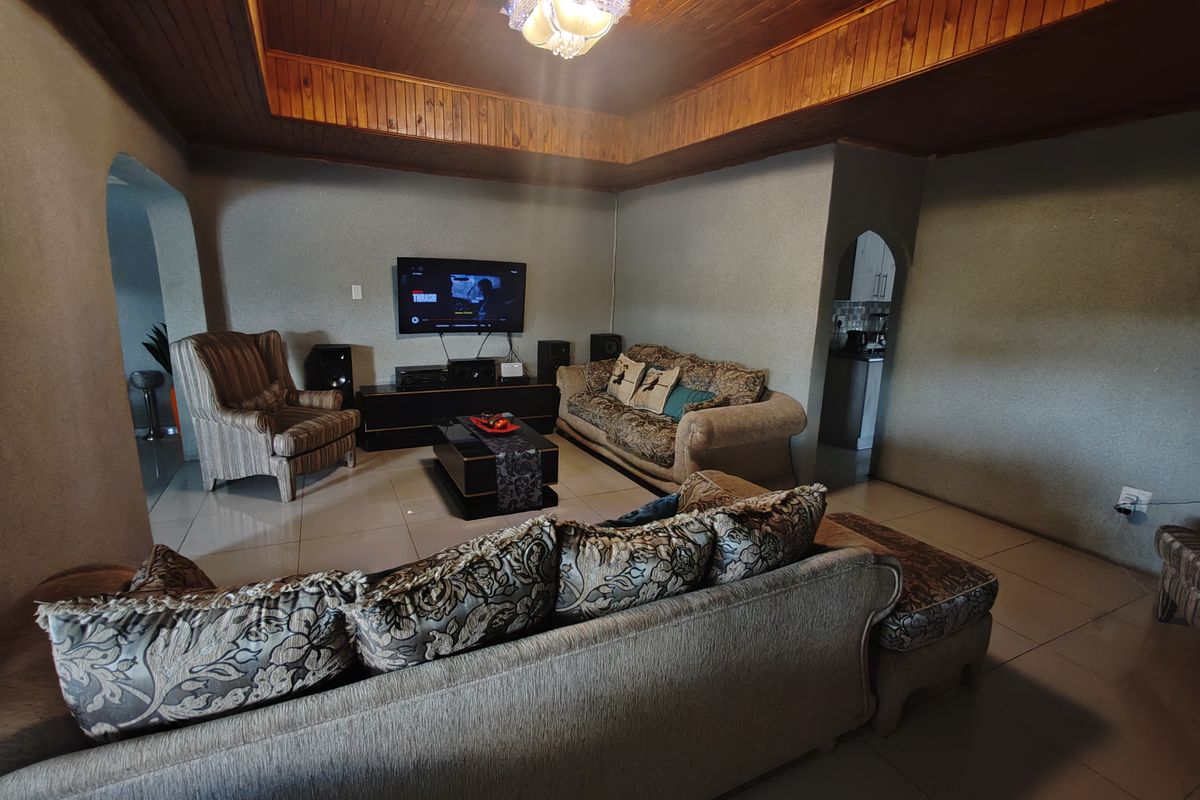 Value You Can’t Ignore: Modern Home with Room to Expand - Photo 4