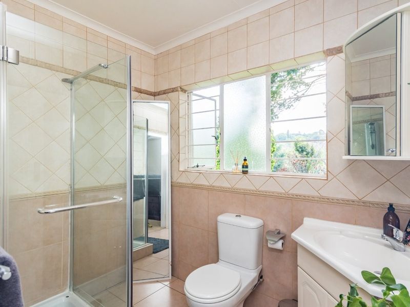 Beautiful 3 Bedroomed Home in Sought after Kenmare - Photo 9