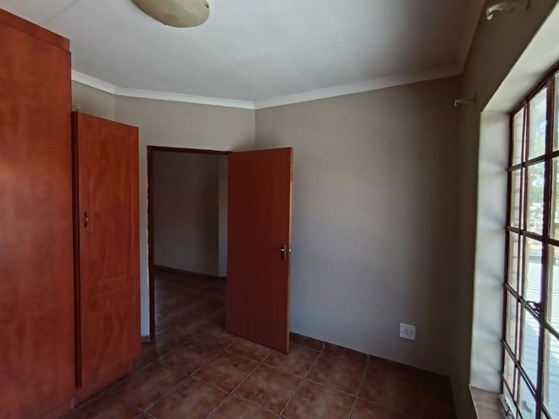Apartment For Sale In Potchefstroom - Photo 9